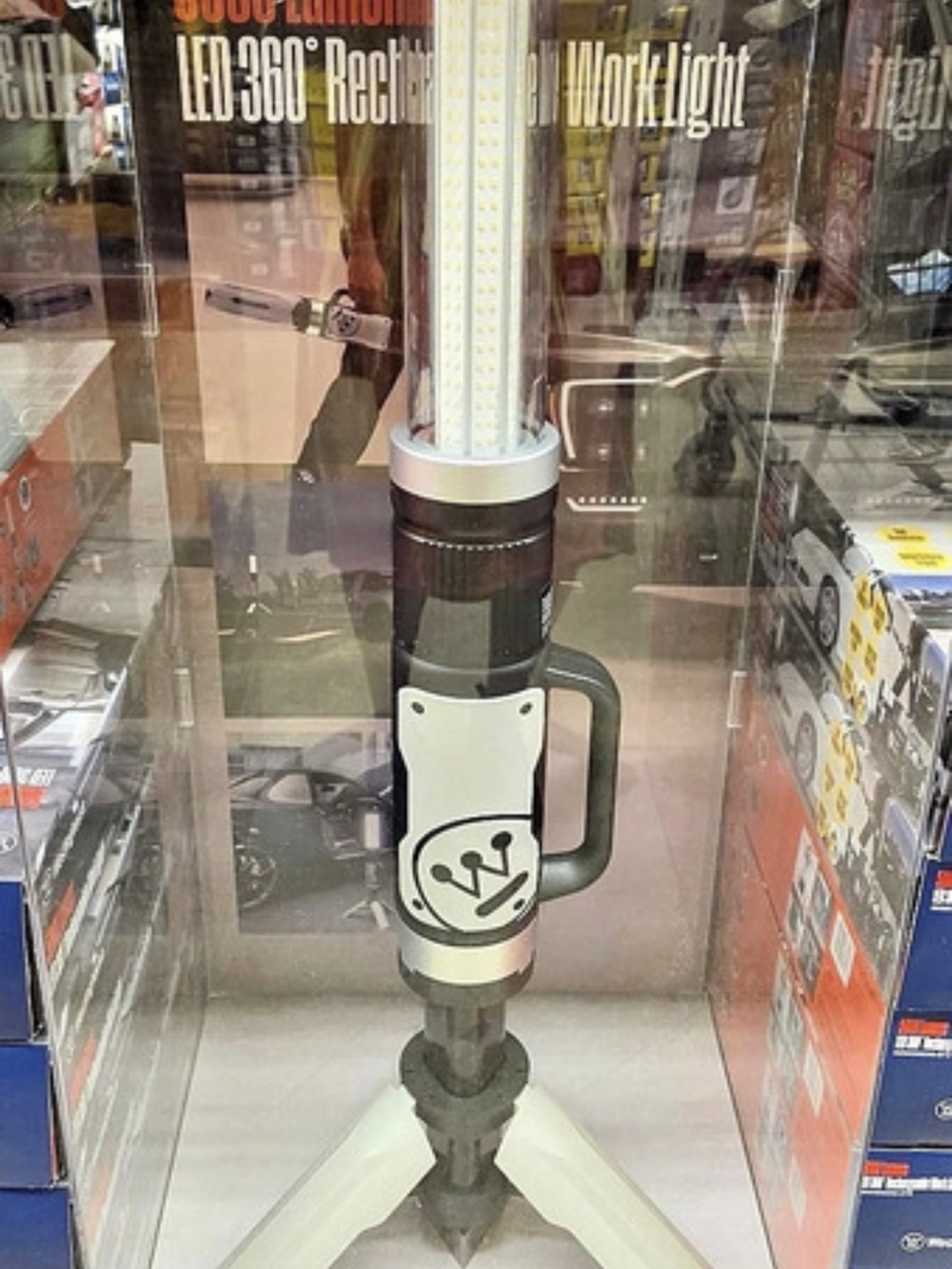 New In Box Westinghouse 5000 Lumen Rechargeable Led Work Light with Tripod & Pow